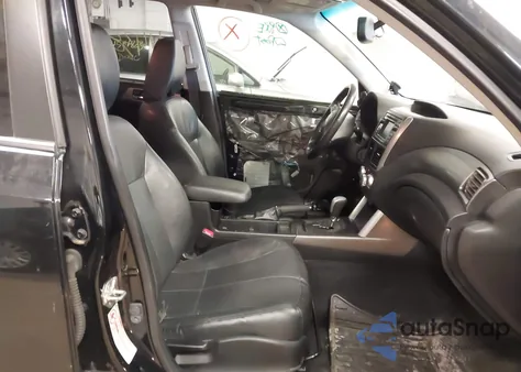 2011 Subaru Forester 2.5X Limited z USA, uszkodzony, nr VIN JF2SHBEC2BH719028